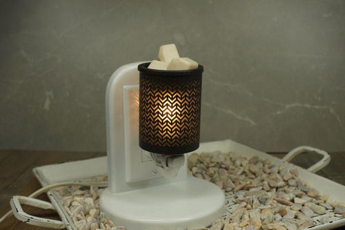 The Morocco Electric Wax Melter is an interiors ‘must have’ for your home to help fill it with your chosen fragrance safely. Electric Melters are the perfect size to plug into small places; above your kitchen counter, bathroom or hallway and they also make a great night lights!